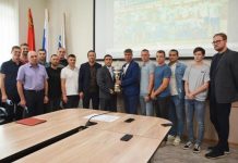 Футболисты «Океана» представили Кубок Приморского края в Находке