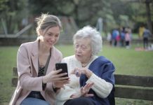 Более 5% пенсии. В ПФР назвали условия выплат пенсионерам 55/60 лет