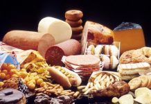 Не ешьте это. Эксперт сказал, какие продукты сократят жизнь
