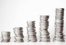 Инфляция переигрывает пенсионные накопления россиян
