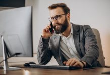 Компании и ИП с мобилизованными сотрудниками сохранят лицензию и аккредитацию