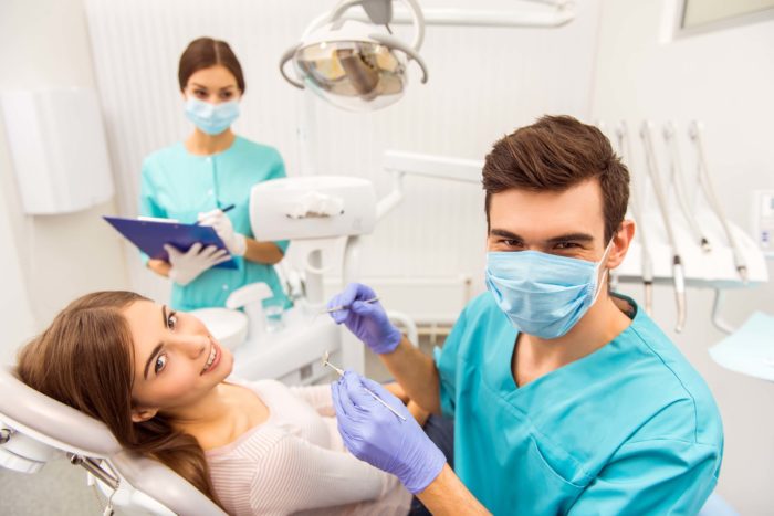 Особенности работы зубного врача