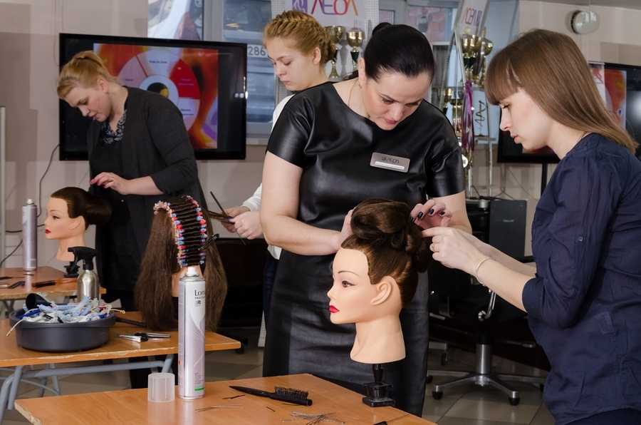 Стоит ли учиться на парикмахера, и где это можно сделать?